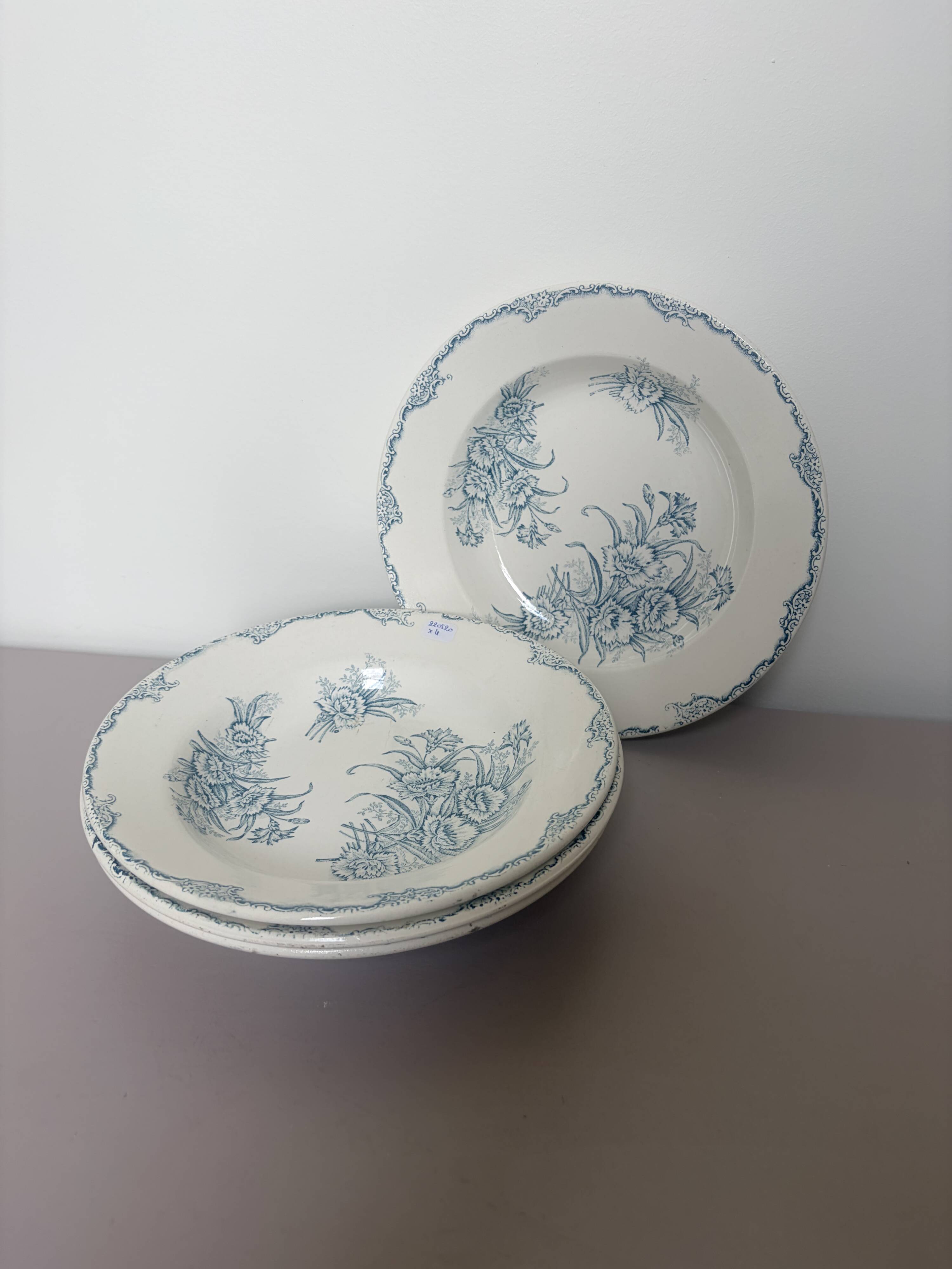 4 vintage deep plates in ironstone from L&G model Oeillets 220520