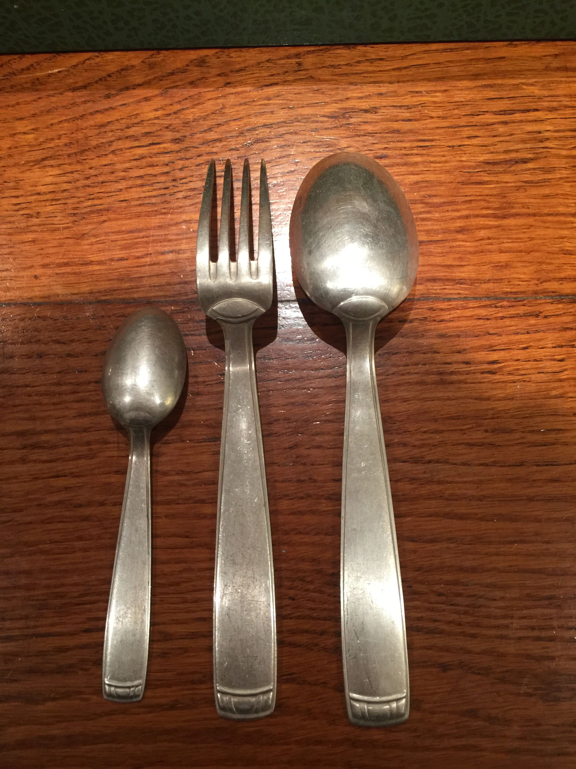 Housewife ercuis in silver metal