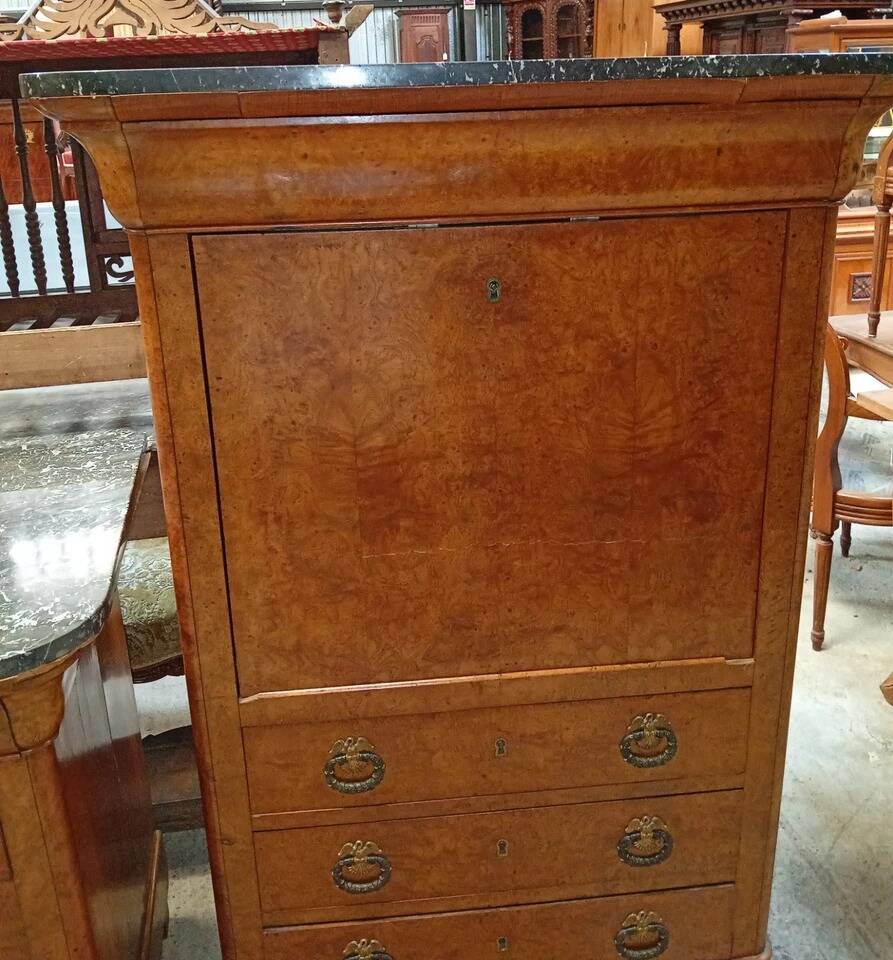 Ensemble de mobilier en pendant époque Charles X
