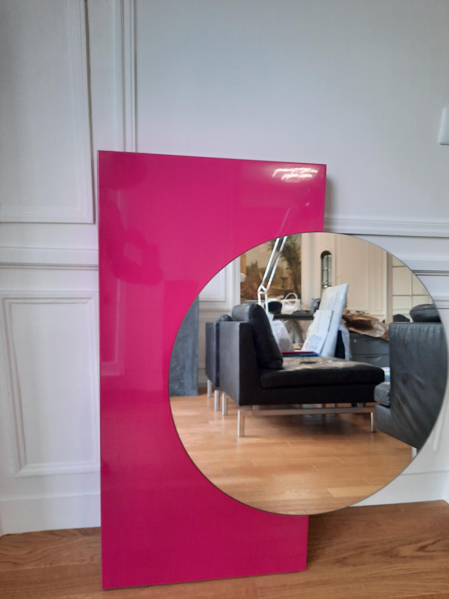 Italian mirror in barbie girl mode