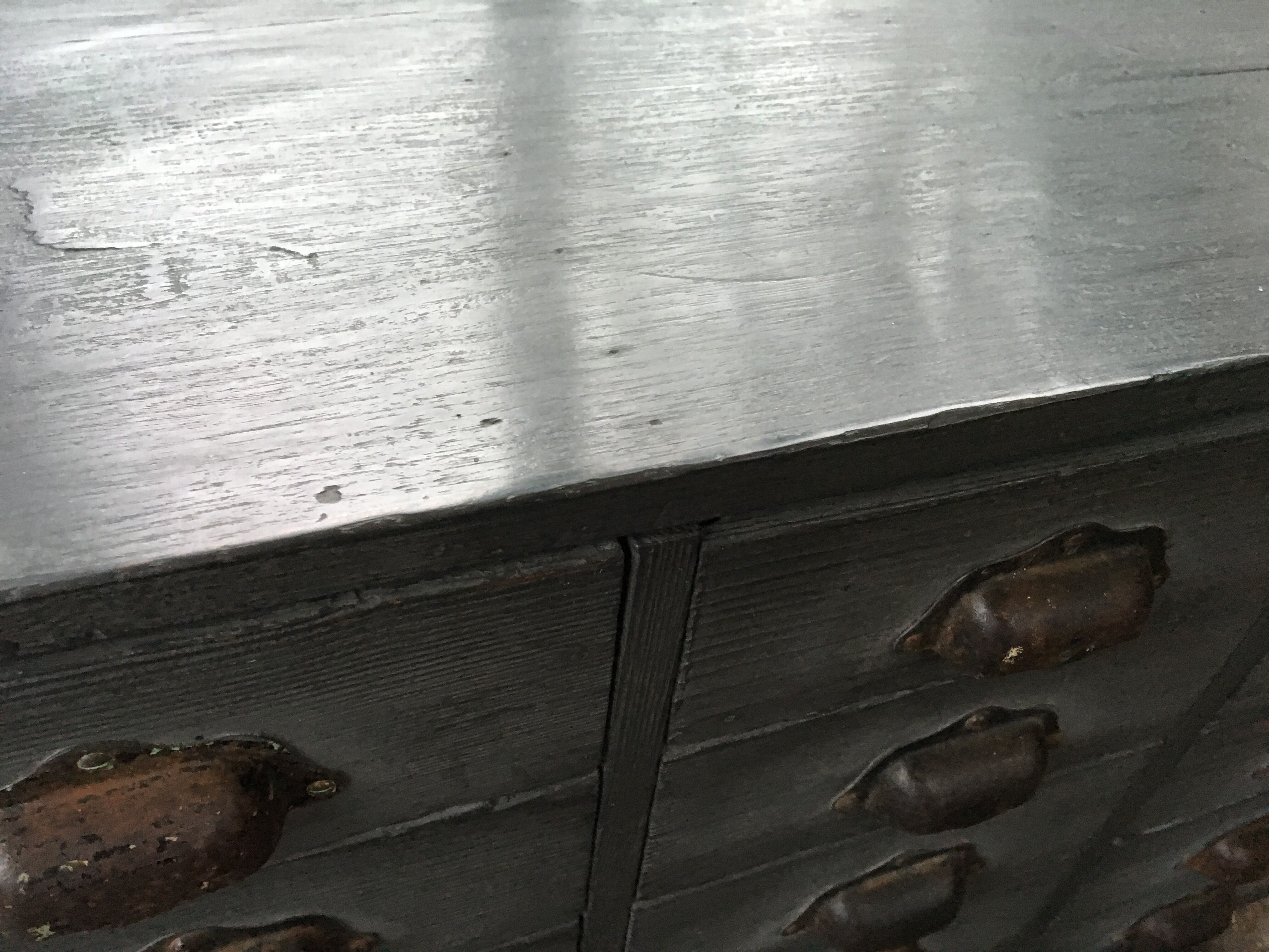 Furniture business with drawers