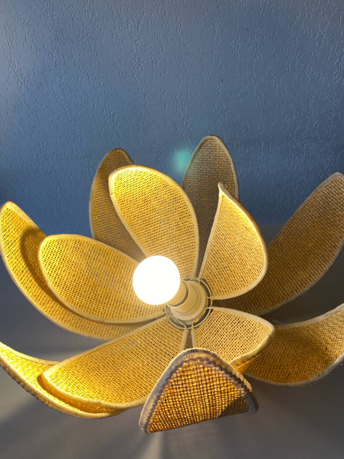 Lotus flower pendant light