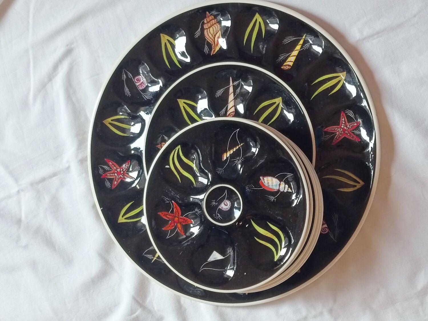 Flat batch and oyster plates