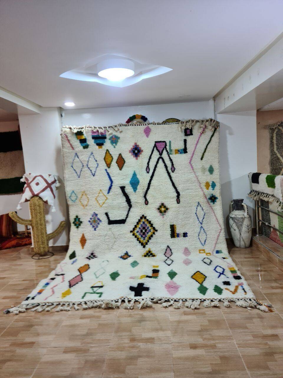 Beni Mrirt Rug 100% Natural Wool – Luxury and Berbè Craftsmanship