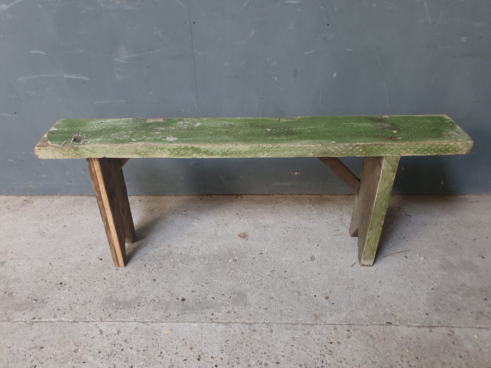 Brocante wooden bench, side table fresh green
