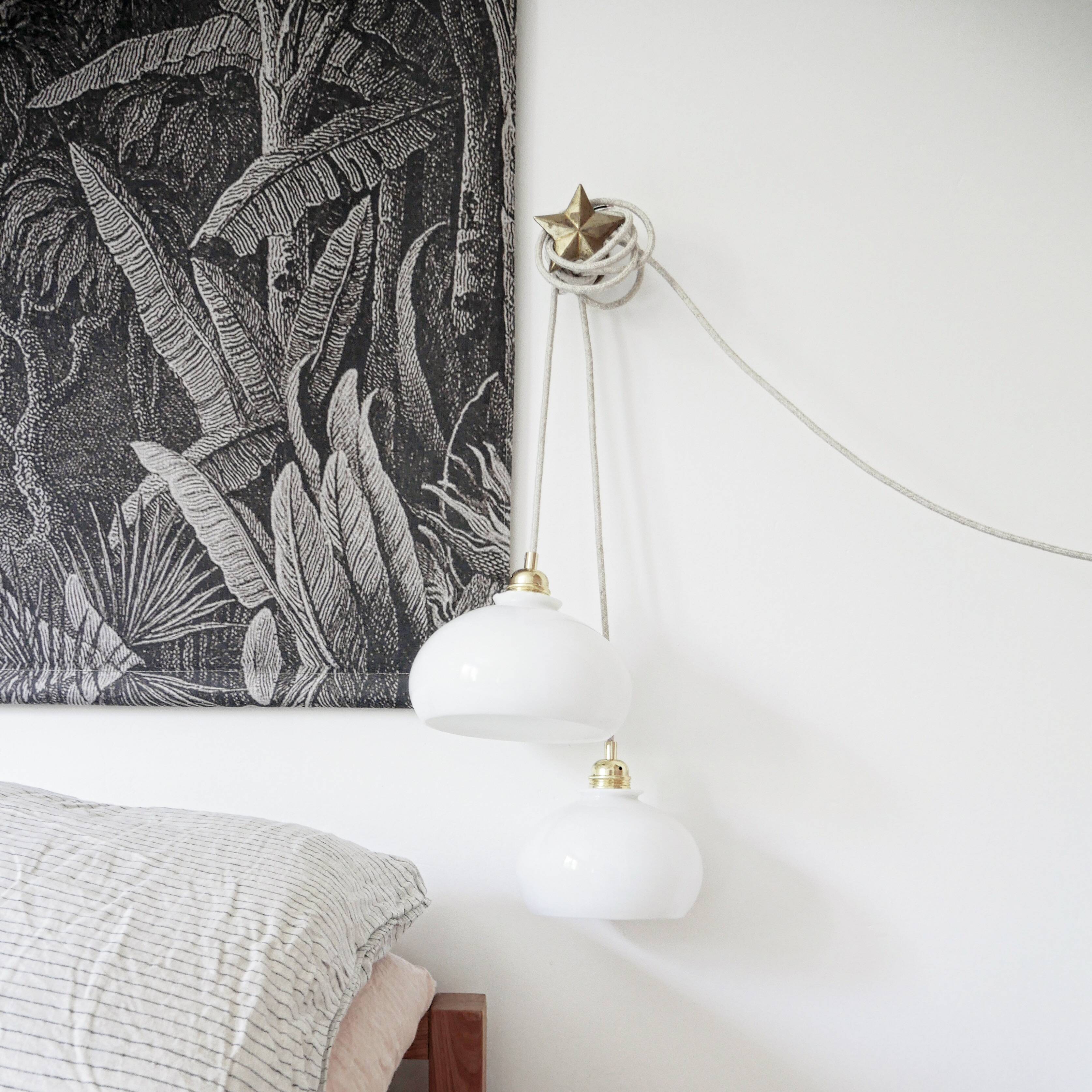 Duo pendant light in opaline