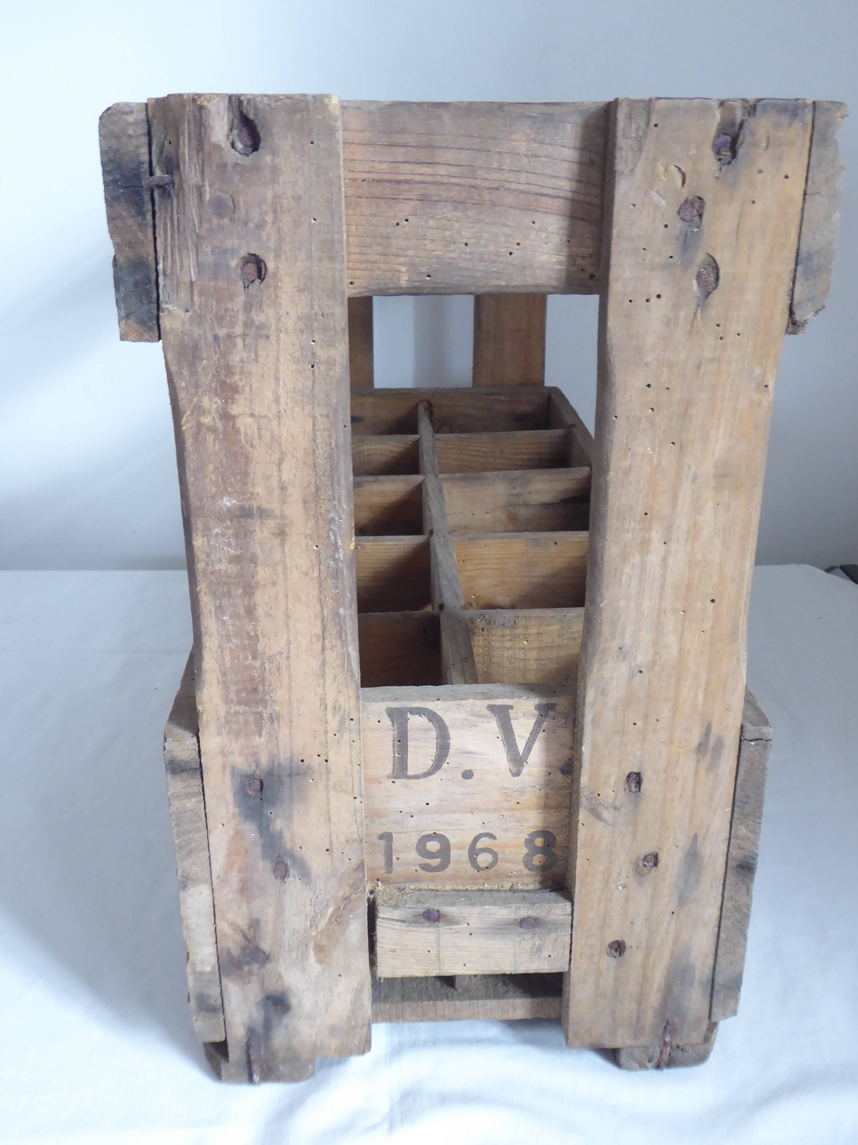 Wooden bottle locker