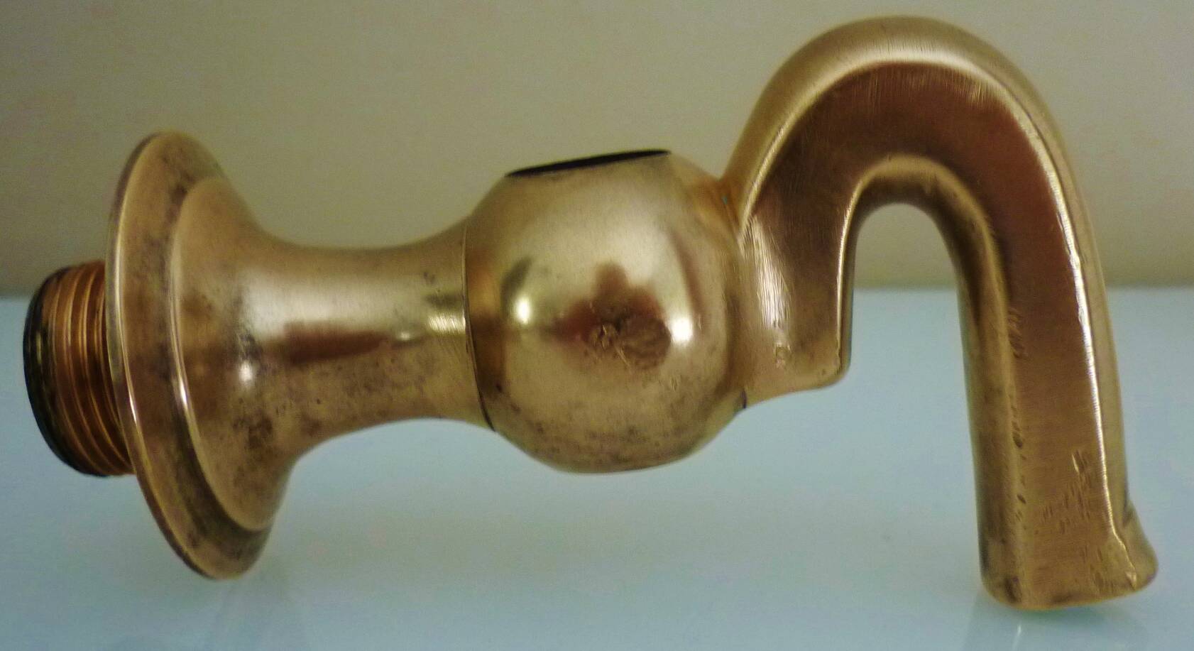 Old fountain tap for garden in brass, 4 parts