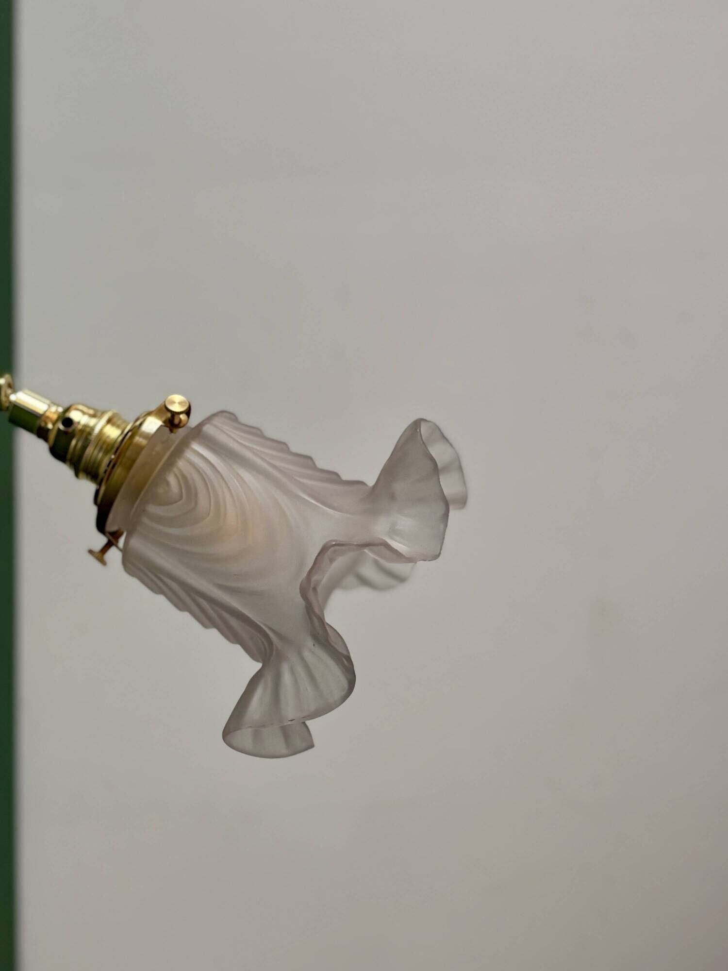 Vintage frosted glass tulip wall light (APJ1)