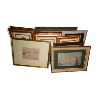 Lot of paintings