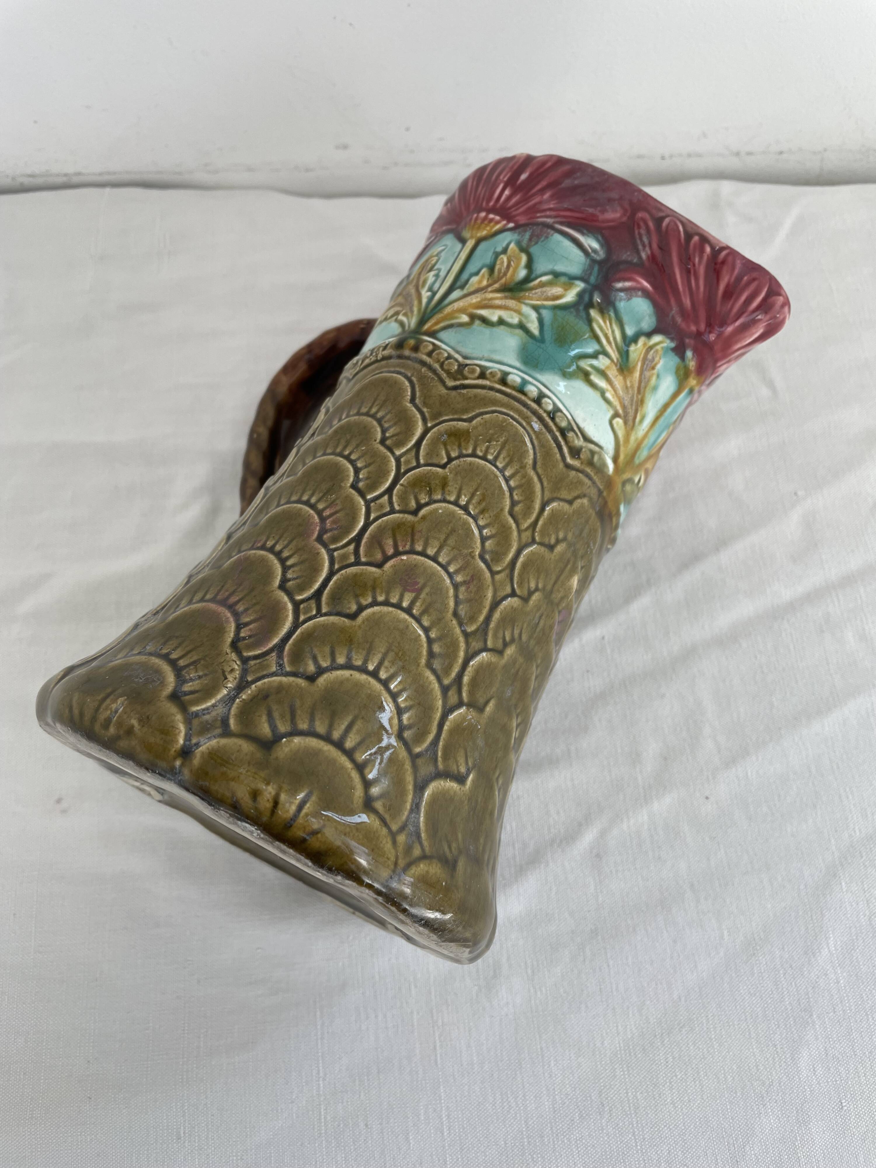 Slip pitcher, Orchies, jug, majolica, earthenware, floral decoration