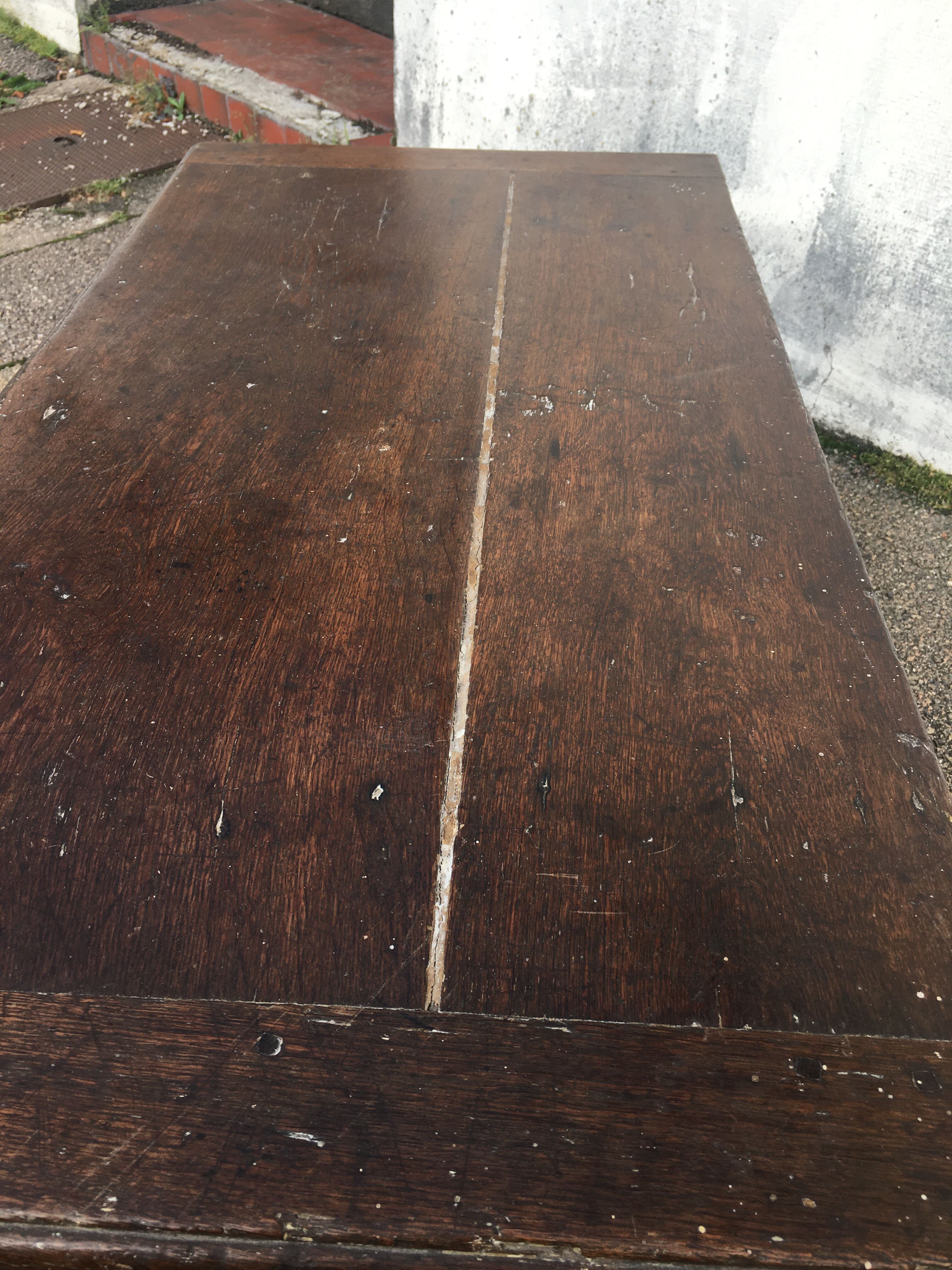 Old solid oak chest early XVIII Brutalist