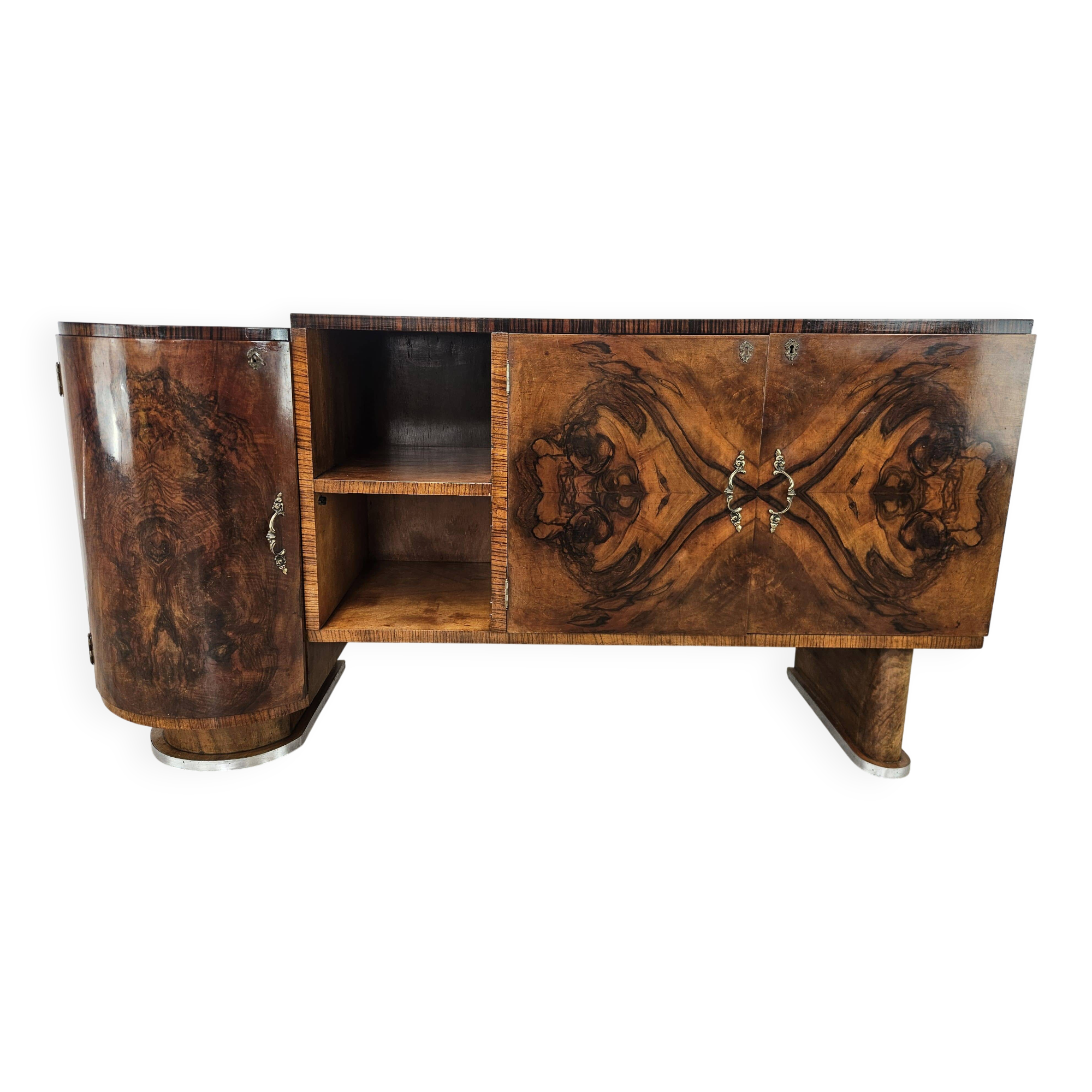 Art Deco sideboard in root walnut and fog with an aluminium base, 1940.