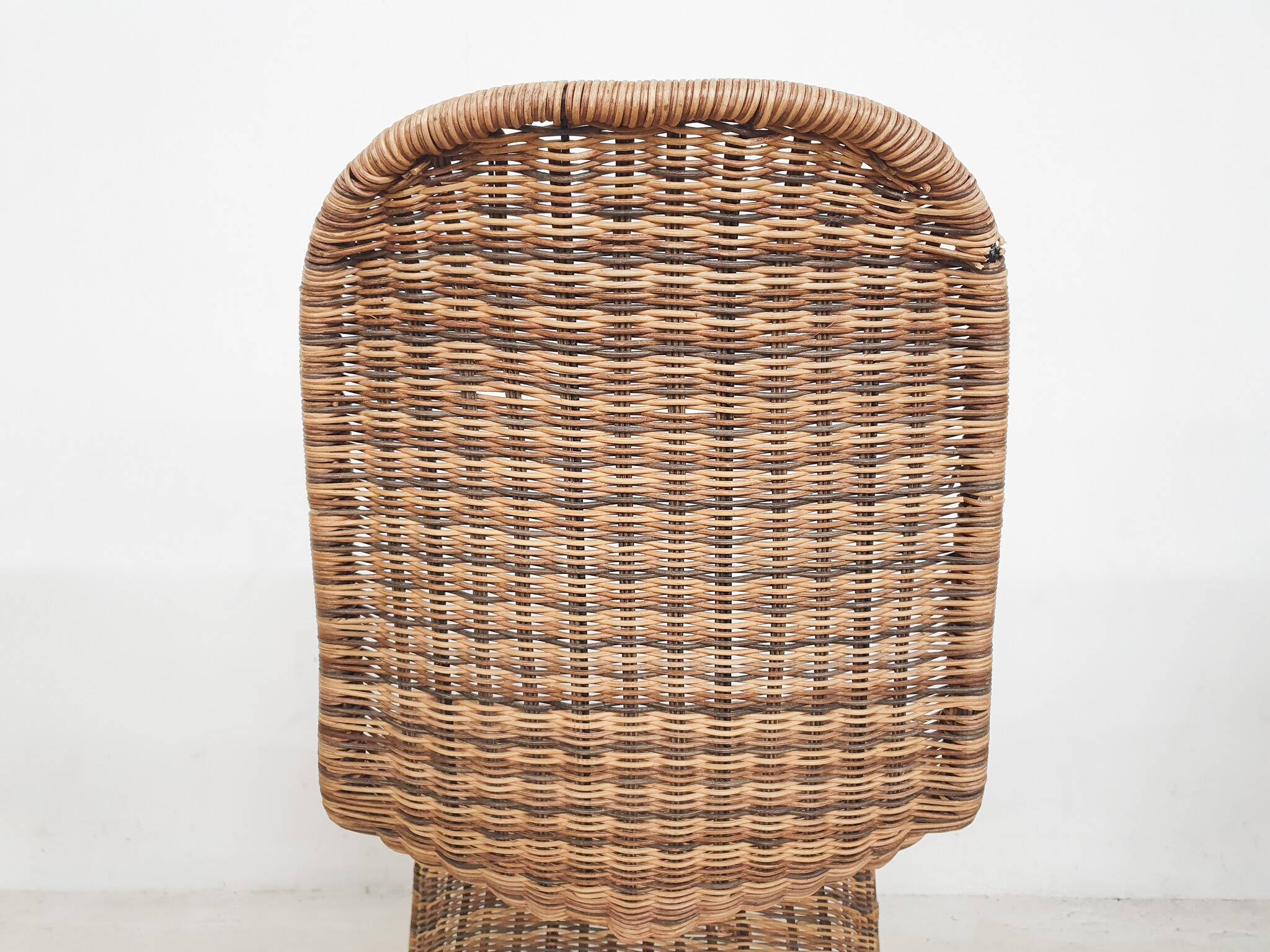 Set of four rattan S-chairs