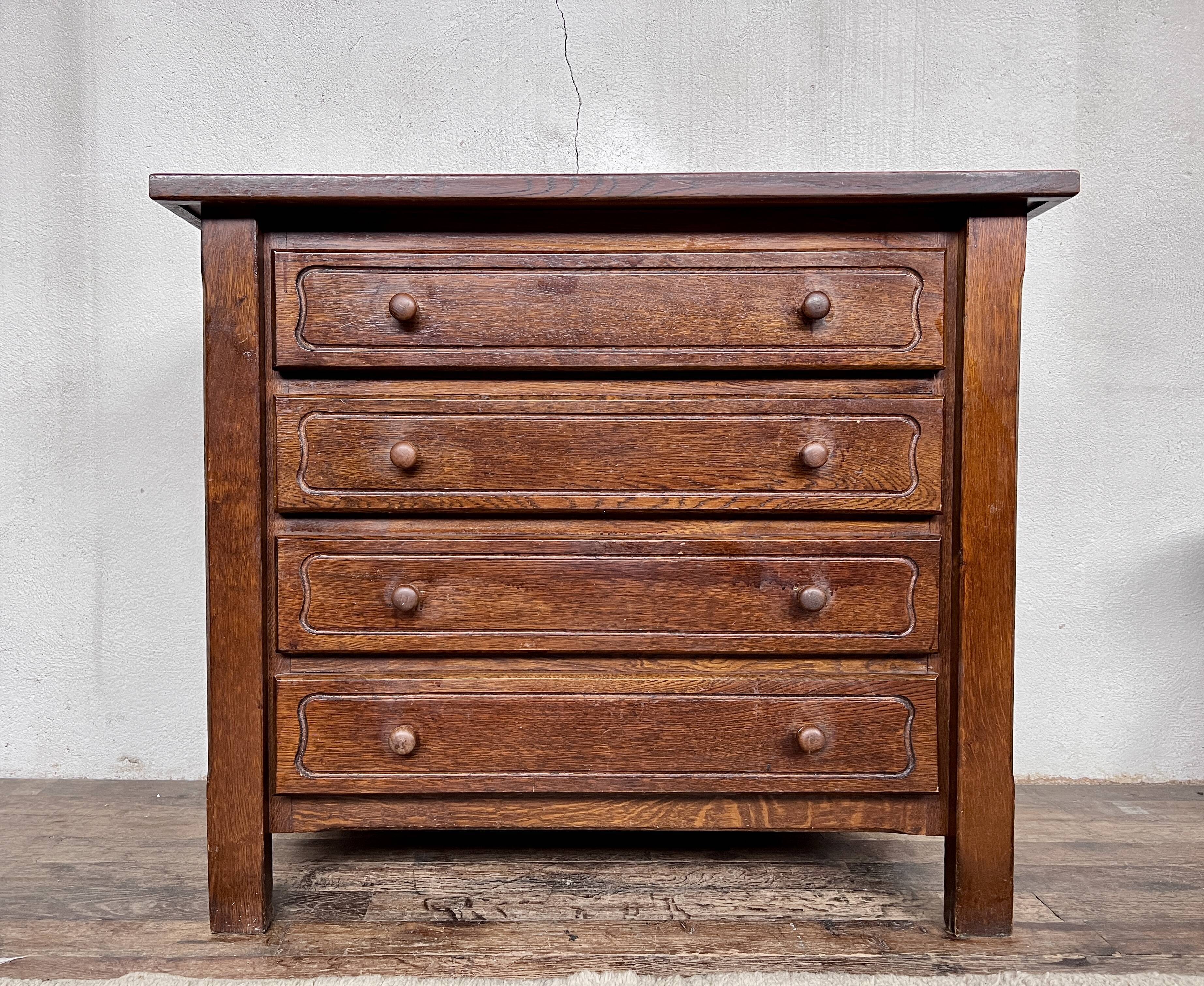 Vintage structured wood chest of drawers