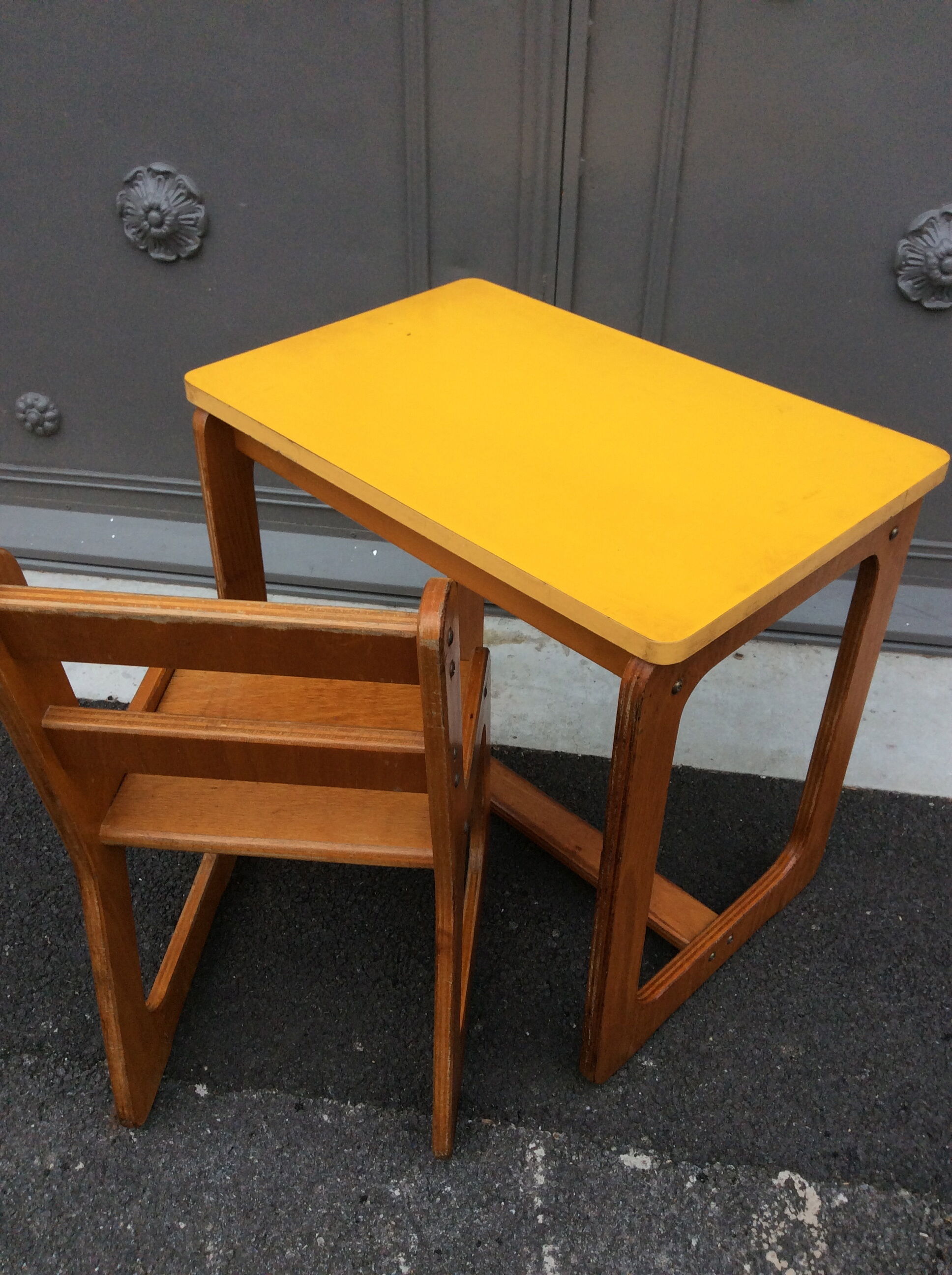 Children's desk & chair set