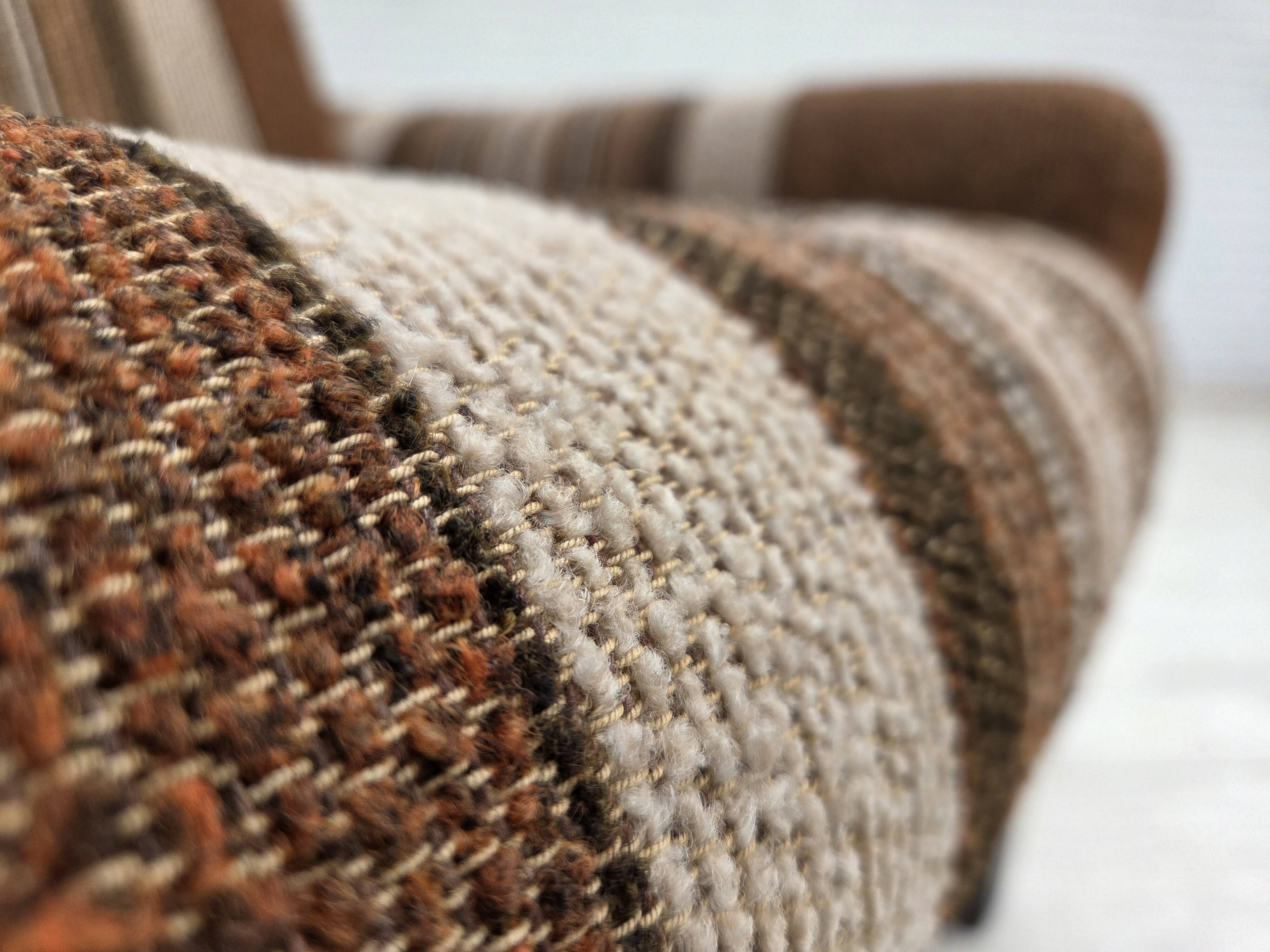 Danish club chair from the 1970s, original wool upholstery, original condition.