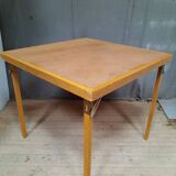 Folding square table