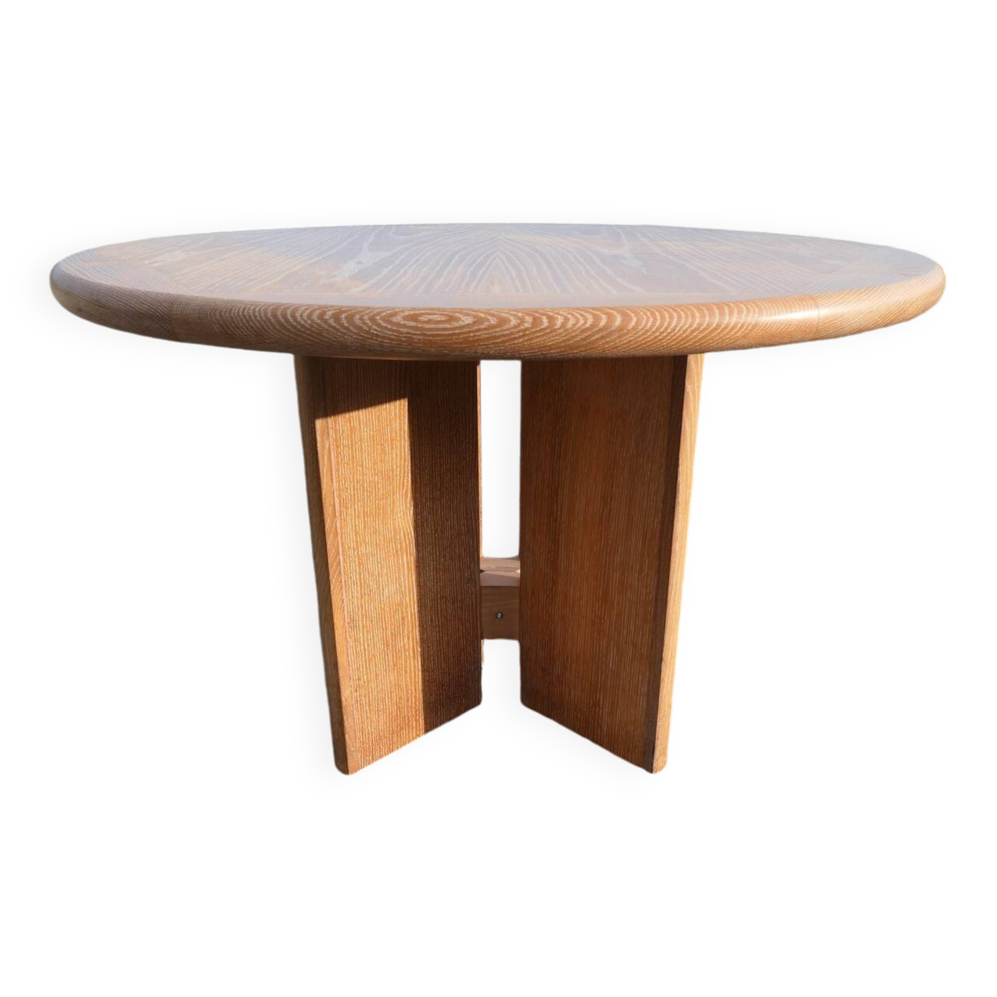 Round Dining Table