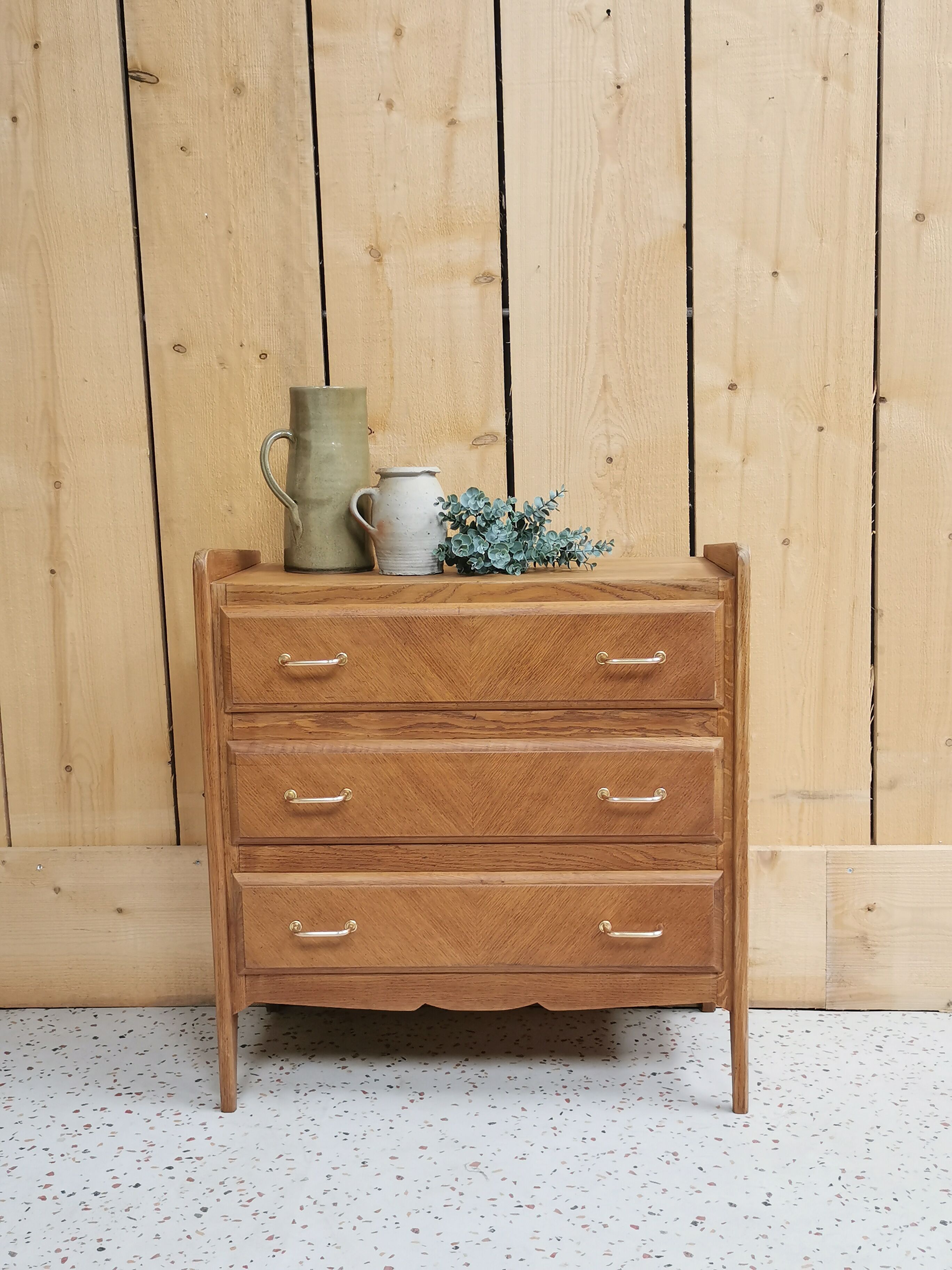 Small chest of drawers