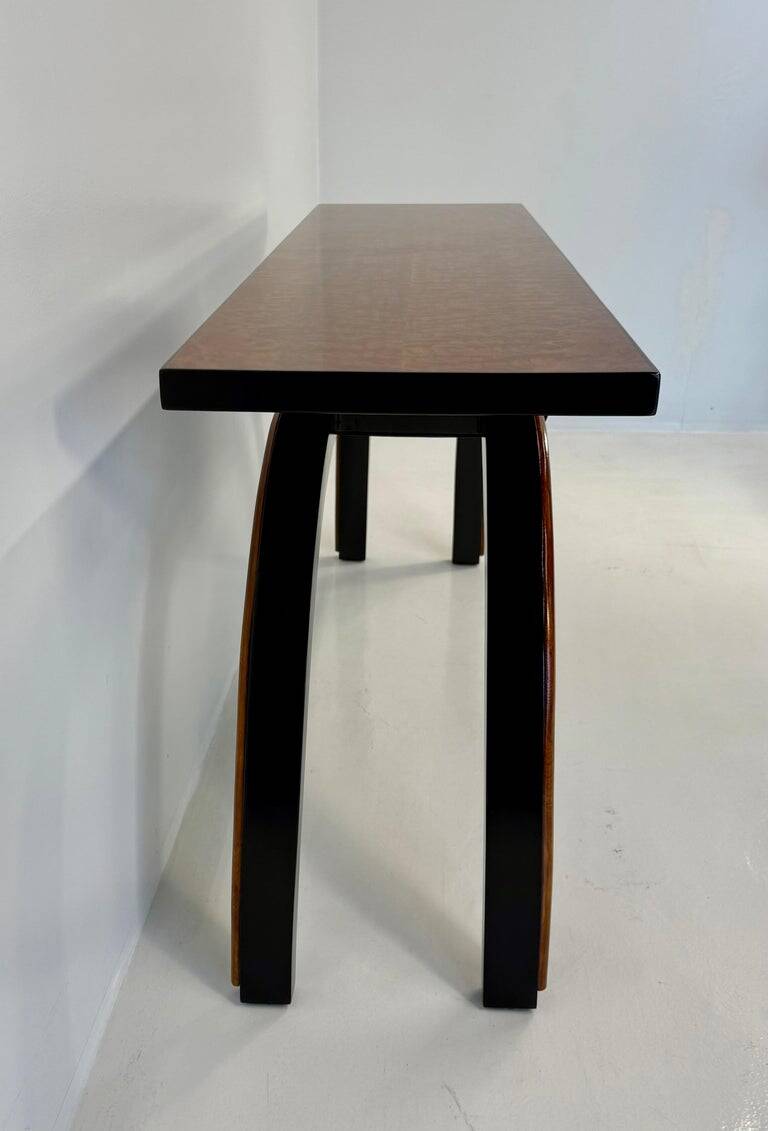 Italian 1940s Art Deco Console in Black Lacquer, Walnut and Maple Burl