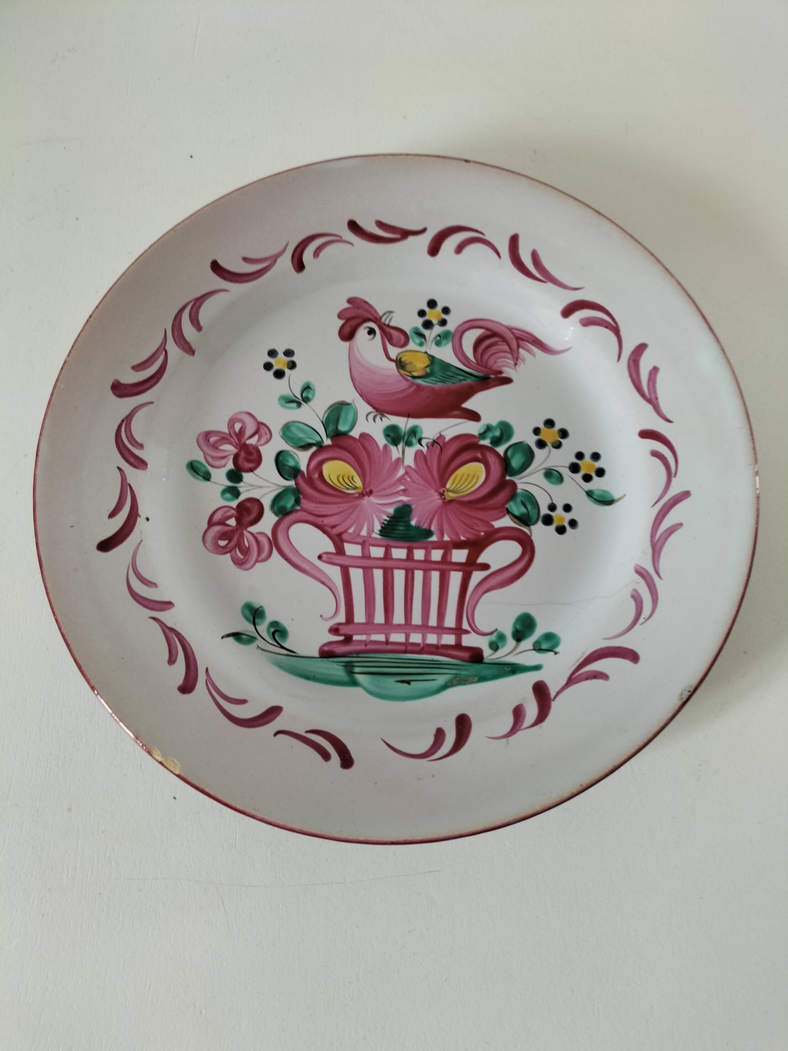 Saint-Clément & K&G plate – rooster on basket decoration, circa 1920