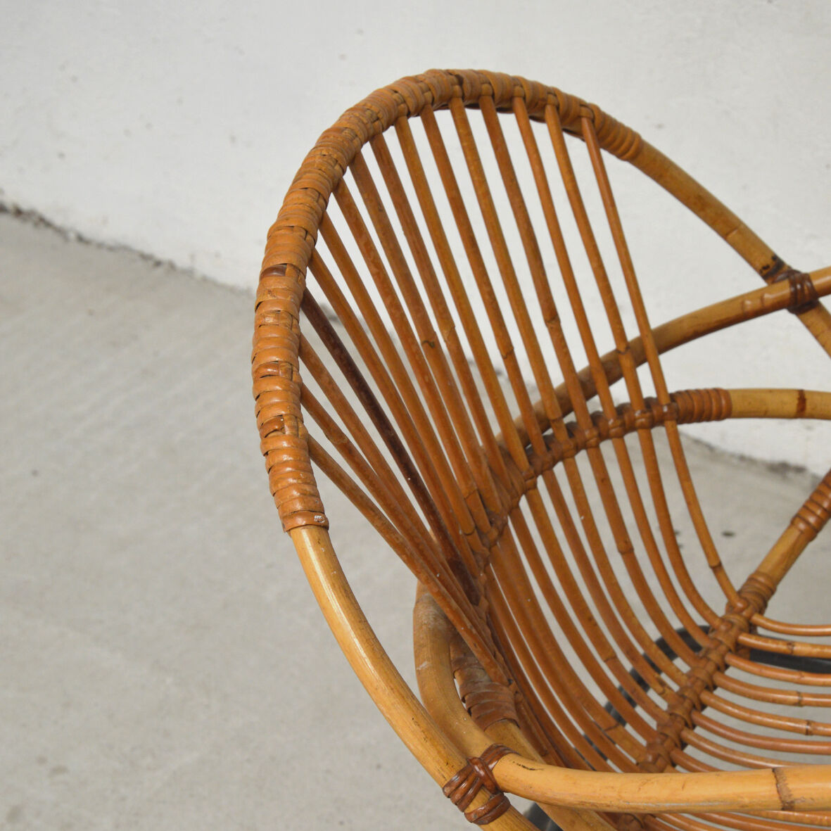 Round bamboo and rattan armchair