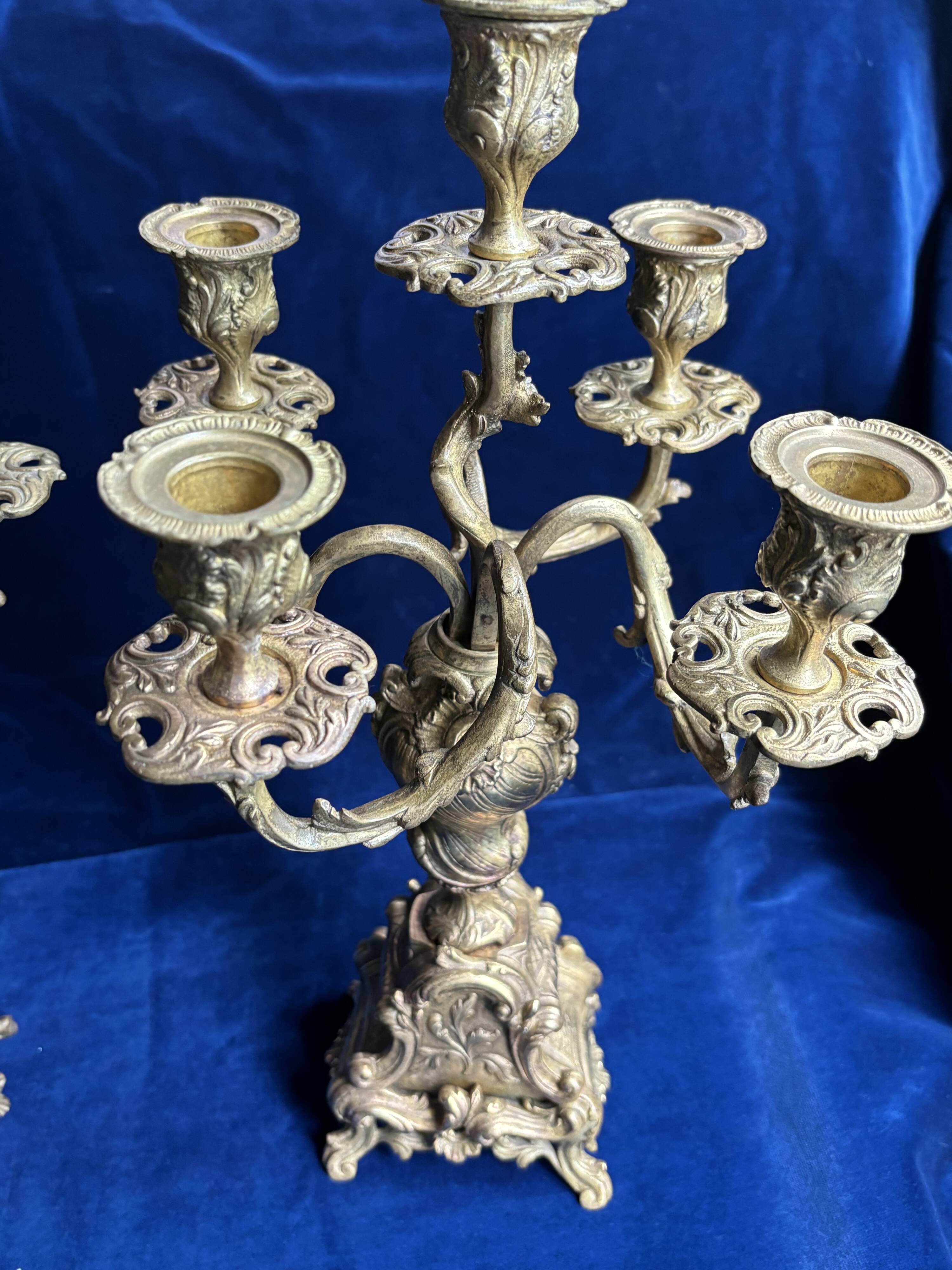 Paire de candélabres en bronze XIX eme