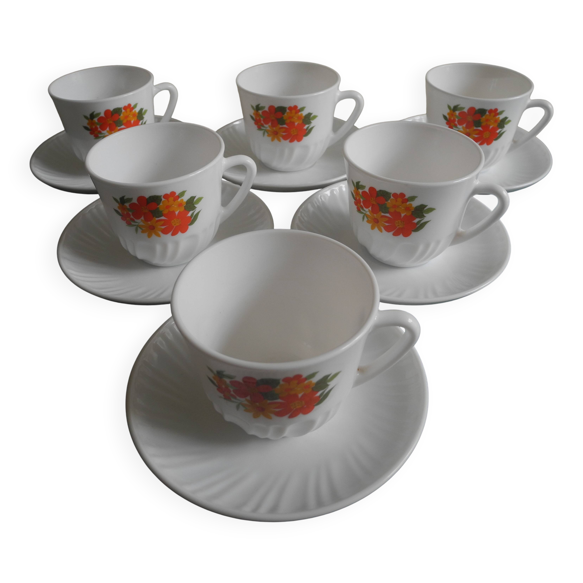 set of 6 cups and saucers vintage French tableware
