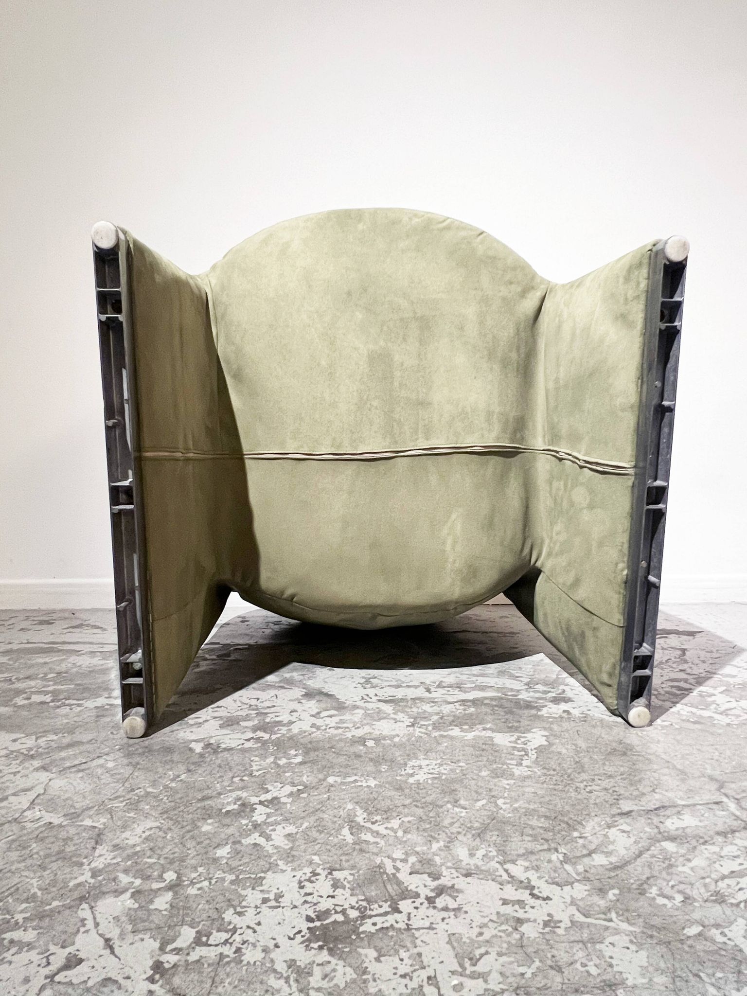 Alky fireside chair by Giancarlo Piretti for Castelli Italy 1970s