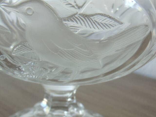 Crystal footed bowl with bird decoration – Art Deco style – H 19 cm
