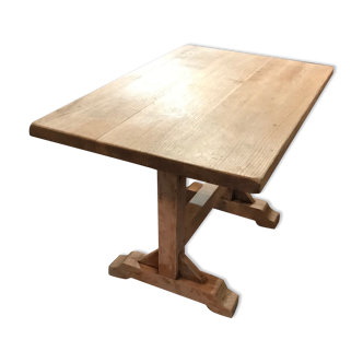 Decapped oak kitchen table