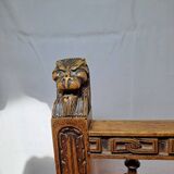 Chaise en noyer sculpté milieu du XIXe siècle