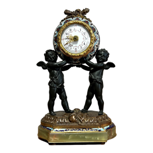 Pendule en bronze à