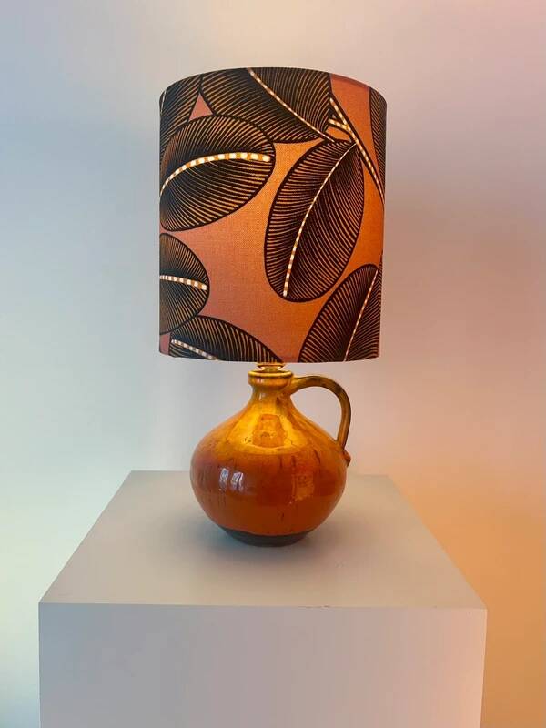 Lampe vase recyclée – céramique ouest-allemande avec tissu graphique