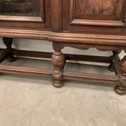 Renaissance style library in solid oak XX century