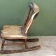 Rocking chair pour enfant en hêtre patiné, 19ème siècle