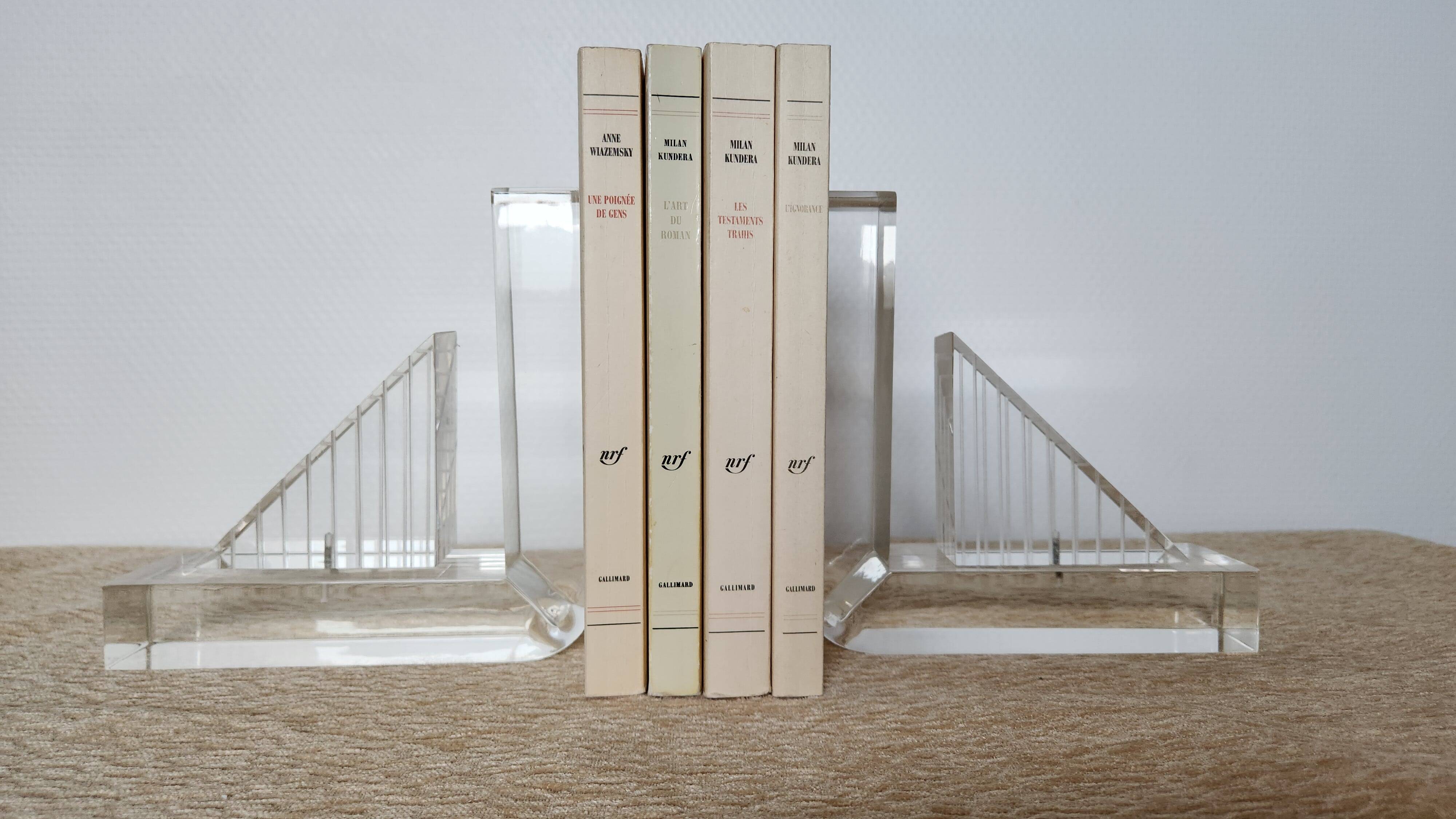Bookends in solid methacrylate – Rare modernist design, 1980s