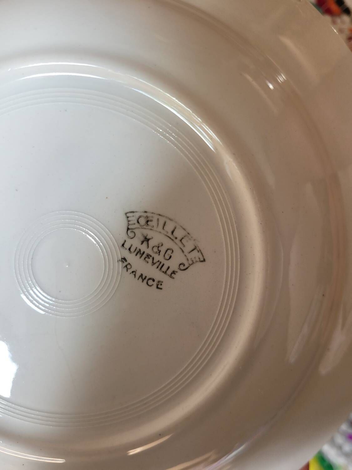 Lot n°2 of 6 K&G Luneville Oeillet soup plates
