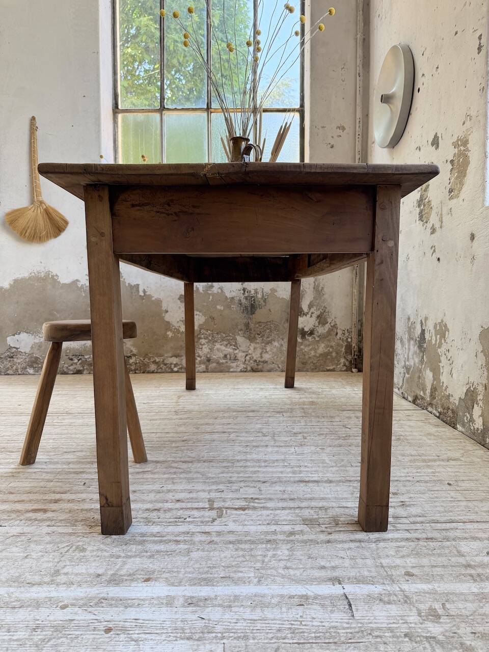 Cherry farmhouse table 1m8