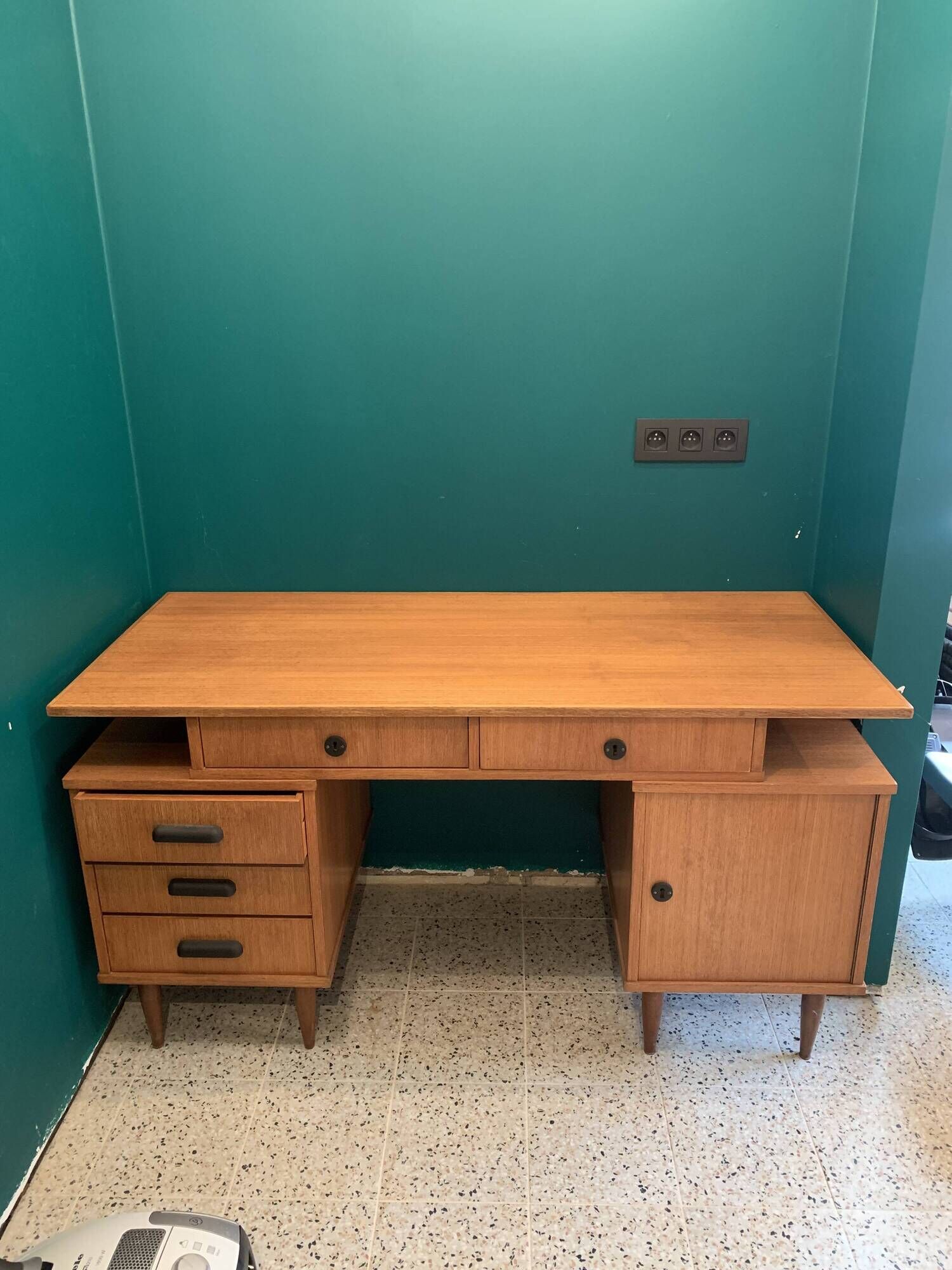 Vintage Mid-Century Modern desk