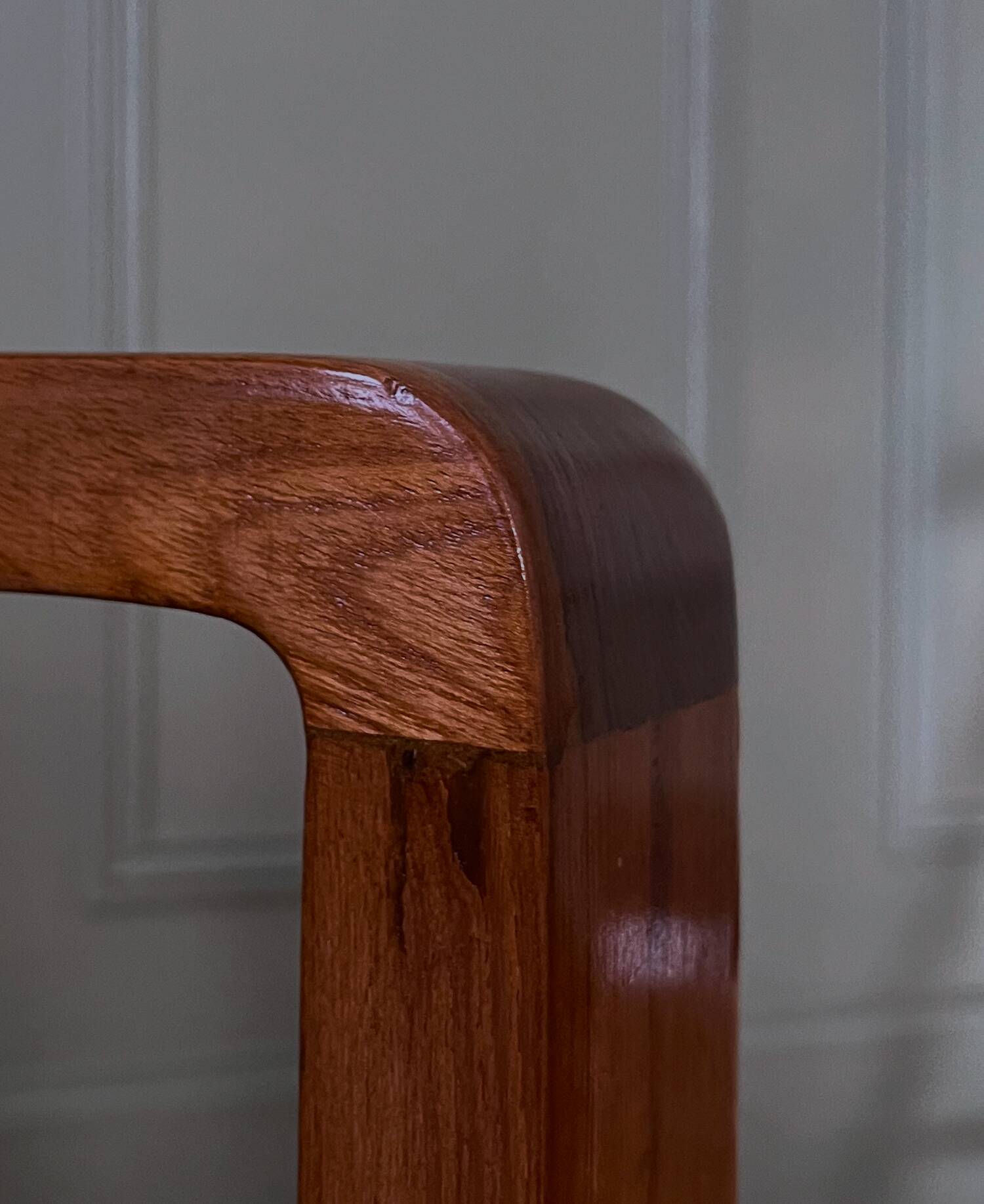 Paire de fauteuils dans le style d'André Sornay