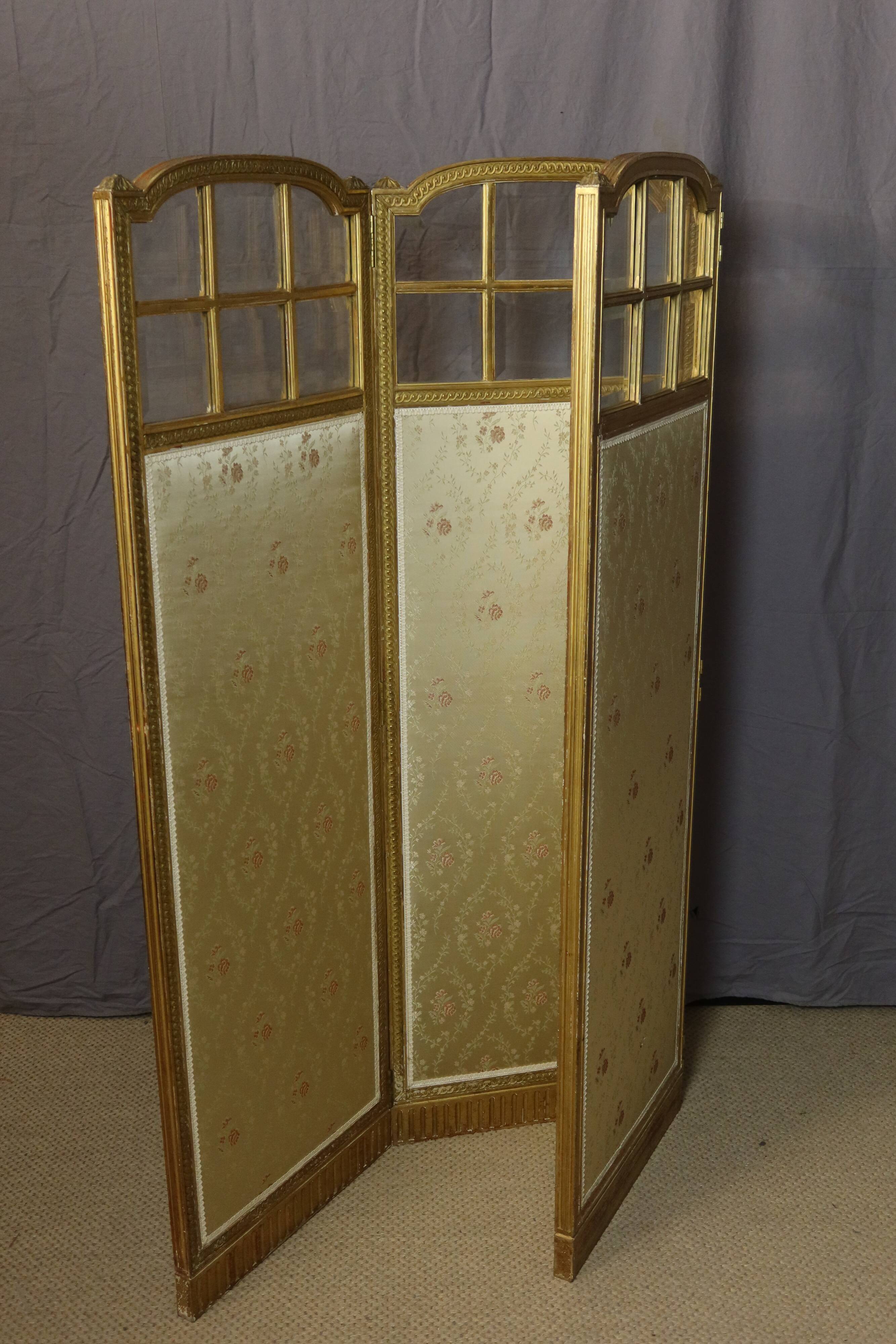 golden wooden screen