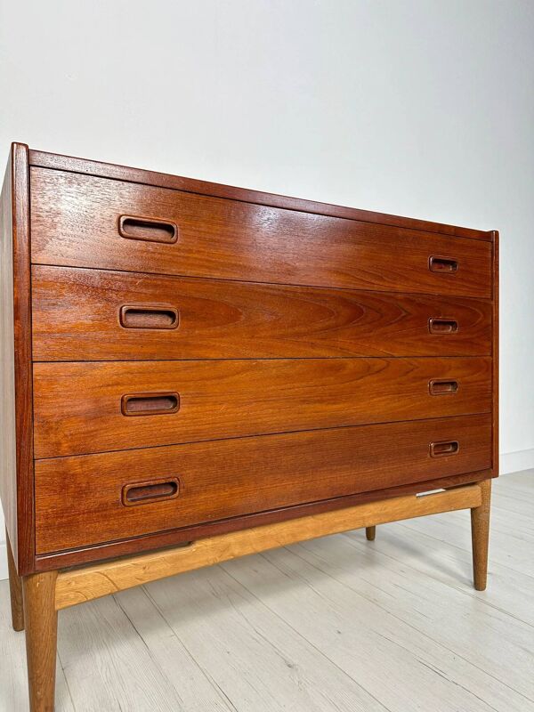 Commode vintage danoise en teck des années 1960 par Arne Hovmand Olsen pour Mogens Kold