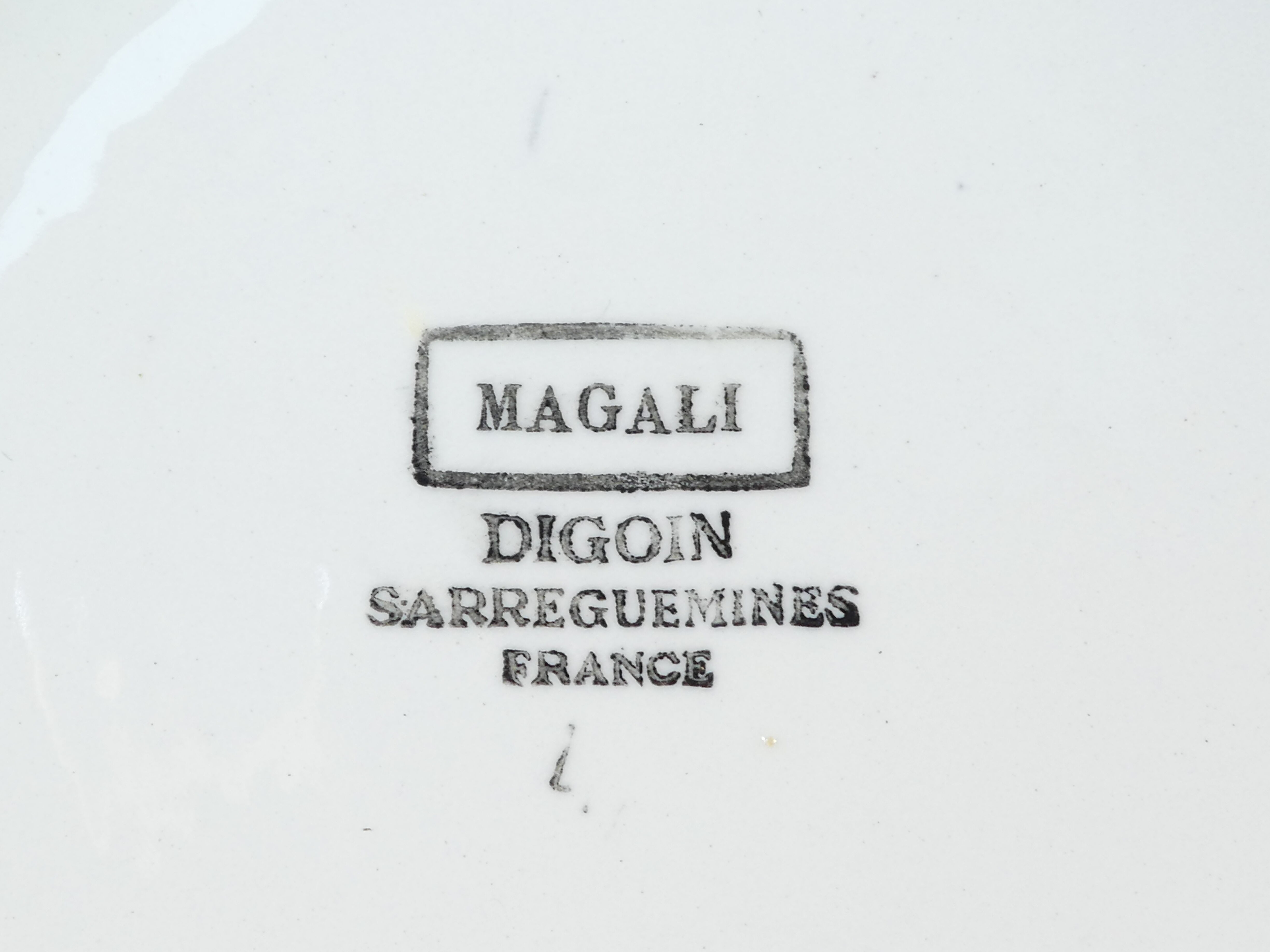 Saladier Digoin Sarreguemines, modèle Camelia