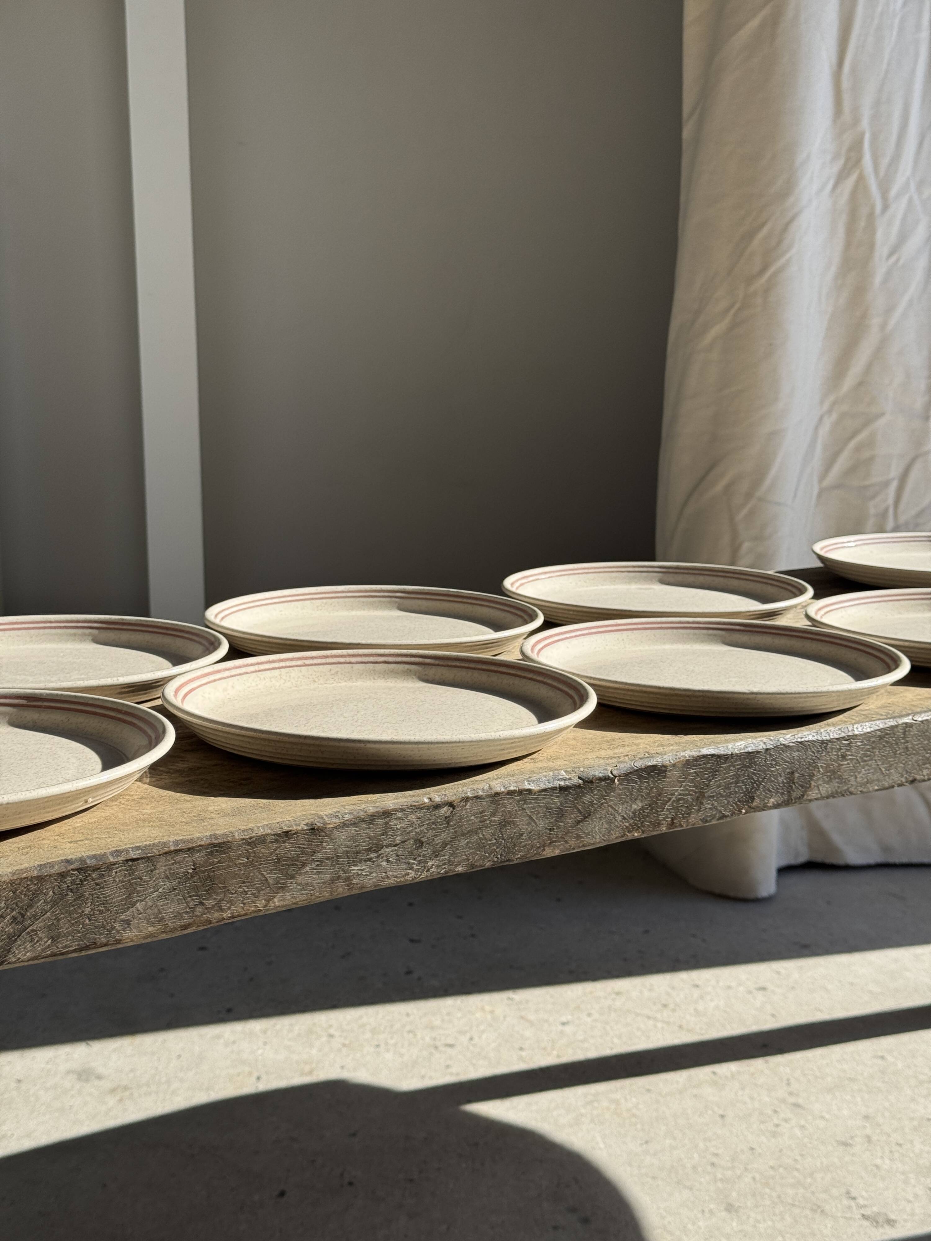 Lunéville table service Art Workshop 8 plates and 2 serving dishes