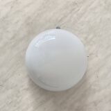 Plafonnier ou applique murale demi lune 20 cm verre opaline blanc 1960 1970