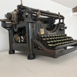 Underwood typewriter late 20/30