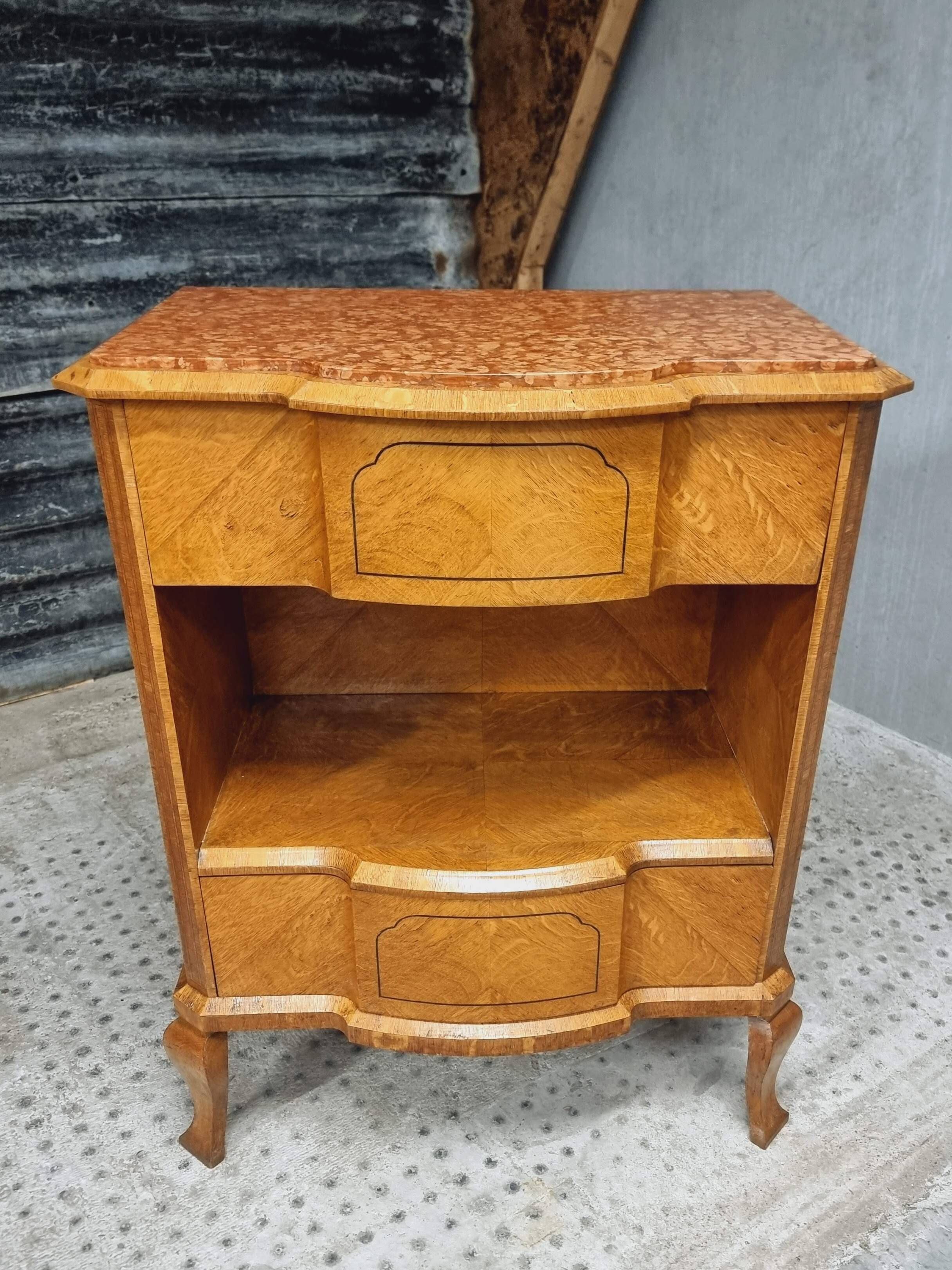 Commode Art Déco ancienne 86 x 110 cm