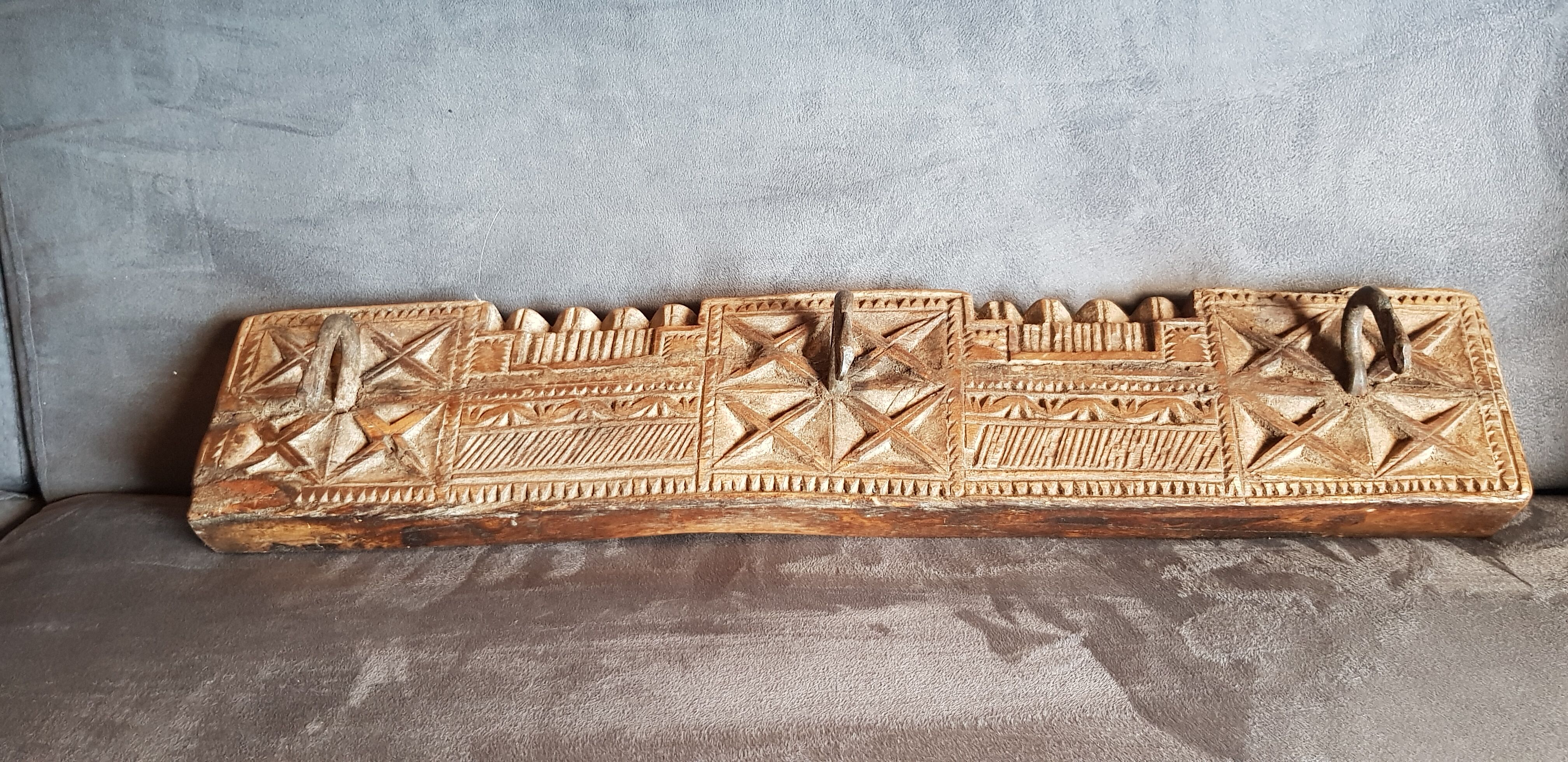 Coat rack 3 hooks in carved teak / 2 back hooks for wall hanging